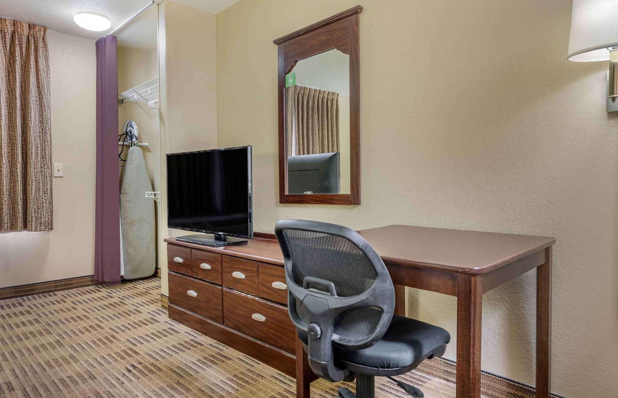 Extended Stay America Select Suites - Chicago - O'Hare Rosemont Exterior foto